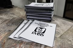 Manuales de procedimientos engargolados para el IMSS